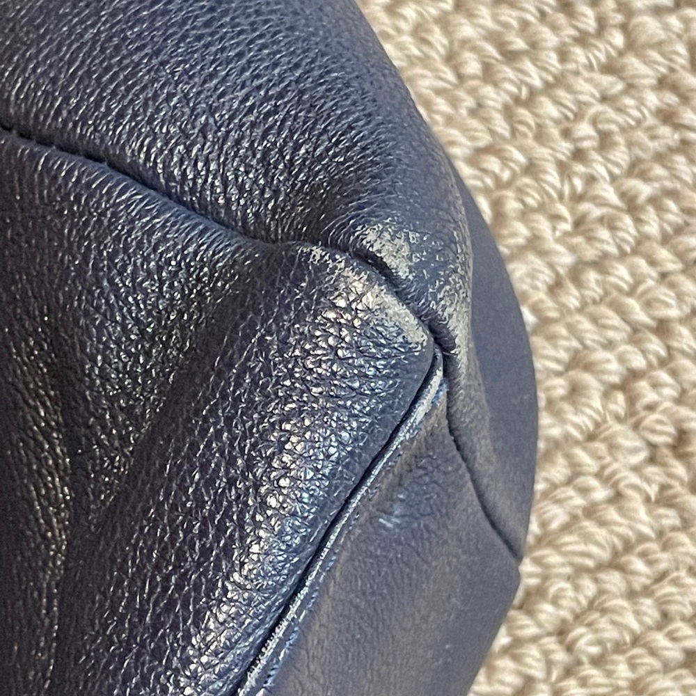 Marc by Marc Jacobs Blue Leather Crossbody Hobo Handbag - Picture 12 of 16